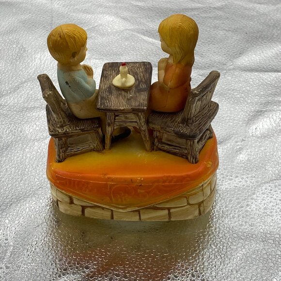 Vintage Price Import Music Box Boy Girl‎ praying at table Hong Kong Rotates - Picture 3 of 12